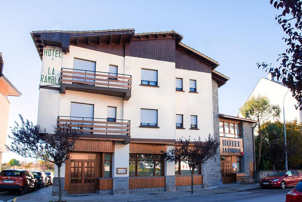Hotel La Rambla Biescas  Ngoại thất bức ảnh