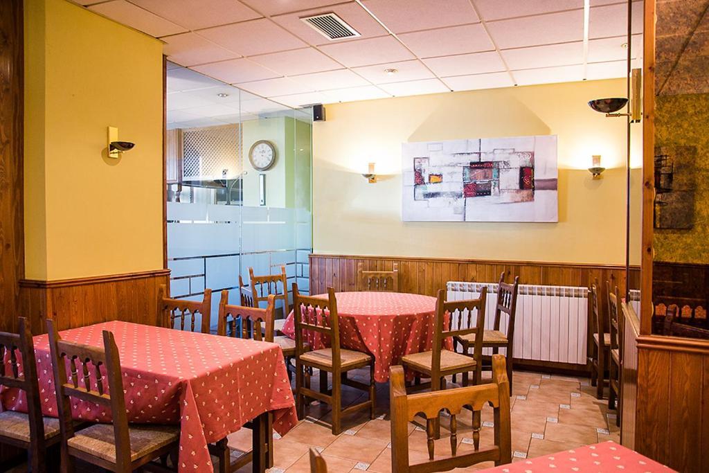 Hotel La Rambla Biescas  Ngoại thất bức ảnh