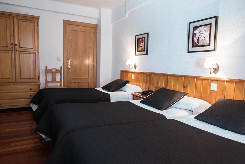 Hotel La Rambla Biescas  Ngoại thất bức ảnh