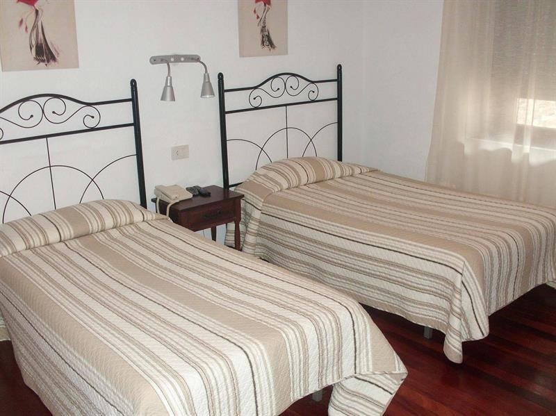 Hotel La Rambla Biescas  Ngoại thất bức ảnh