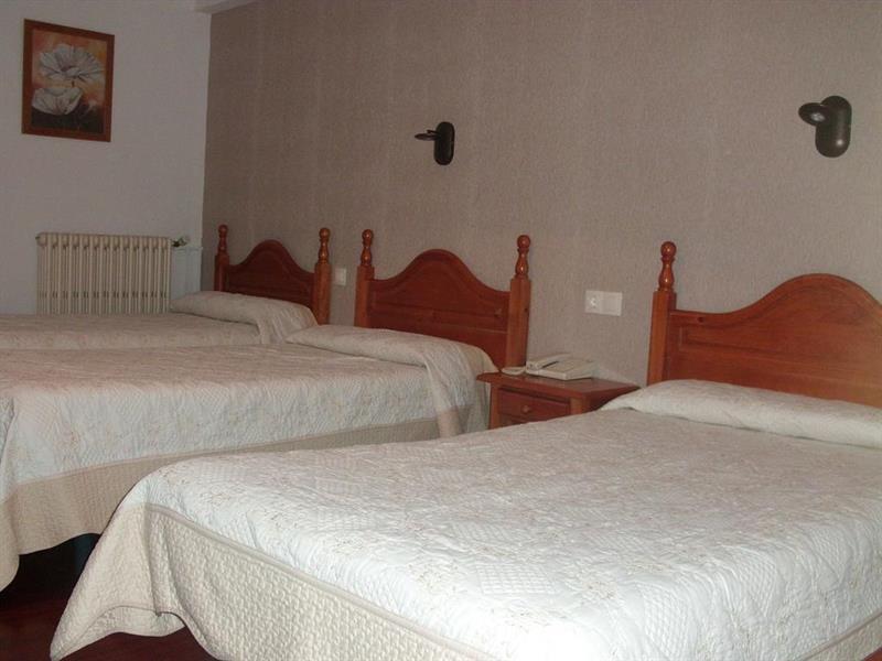 Hotel La Rambla Biescas  Ngoại thất bức ảnh